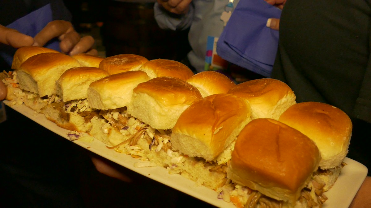bayareahqtv's tweet photo. Inside the best #DF16 Party @dreamforce #Dreamforce Parties:U2, @ringcentral @Workato @keste @tractionsm @Jobscience https://t.co/hTaDQw17sL https://t.co/U2yAzOp52W