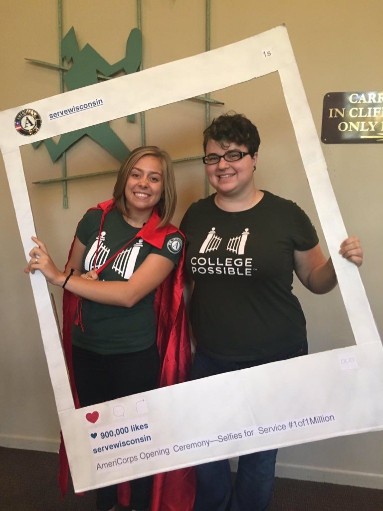 CollPossibleWI's tweet image. Had a great day connecting with fellow @Americorps members and @ServeWisconsin S/o to @PublicAllies @CityYearMKE @tfa_mke for repping MKE