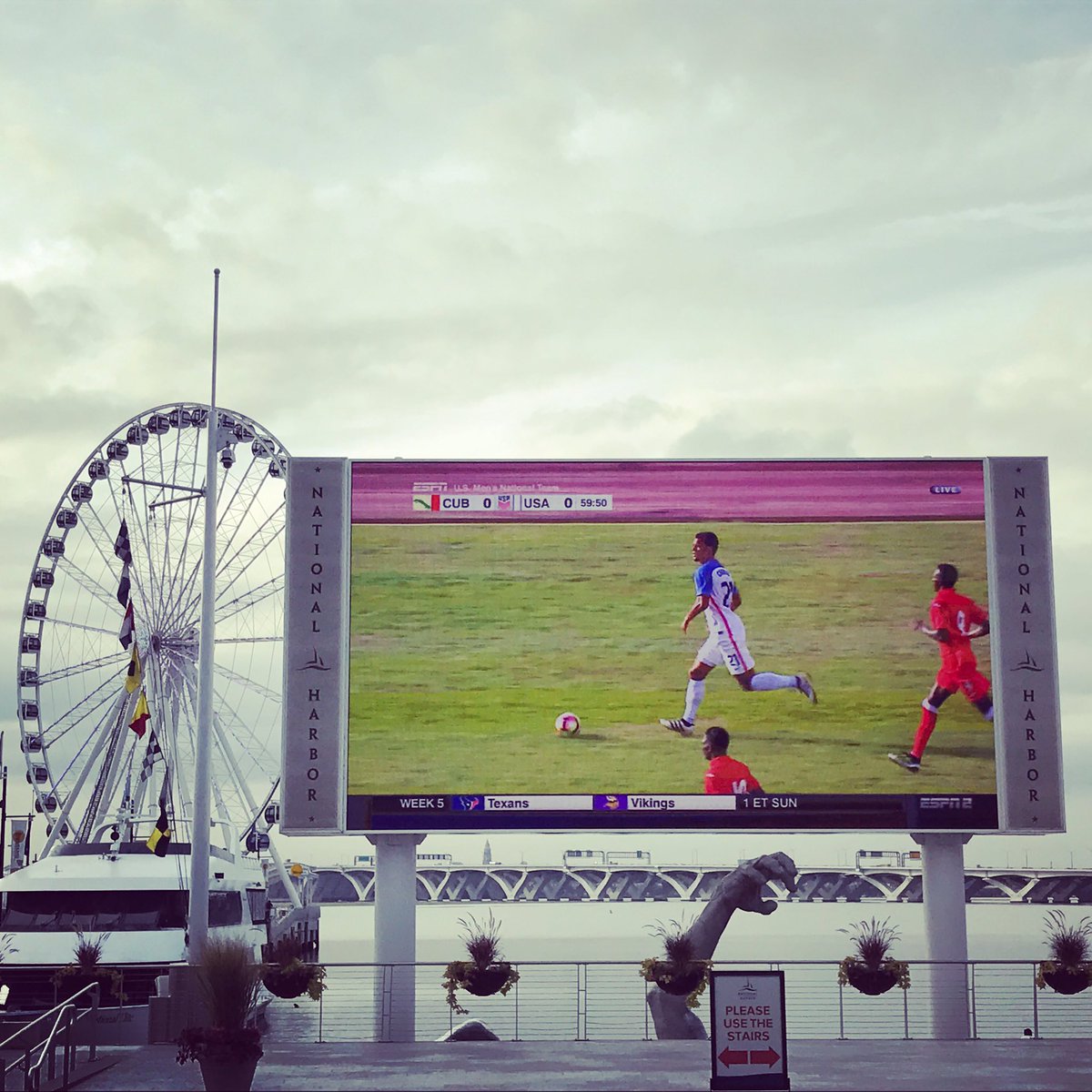 Semi_Handmade's tweet photo. Beautiful evening at @NationalHarbor for @Potbelly & #USAvCUBA โฝ๏ธwhile visiting @GaylordNational for @momsmeet #WOWSummit ! #USMNT https://t.co/HQhR3DcKxw