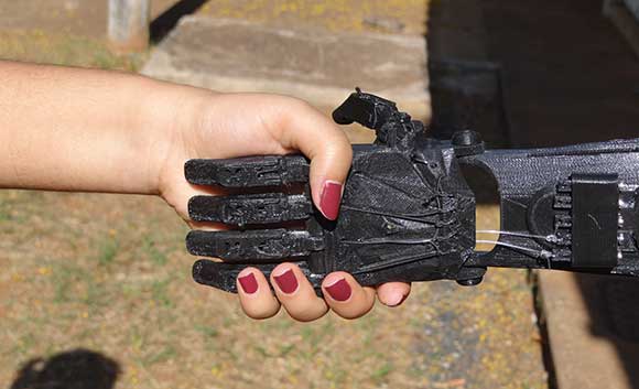 Leia no CADxpert: Autodesk ajudará UFU a reduzir custo de prótese para R$ 5 mil bit.ly/2dk1L6J