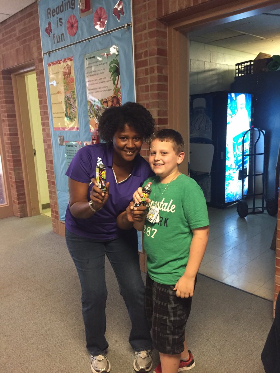 CoachTGudger's tweet photo. Sprayed this kid with 2 cans of silly string to celebrate his birthday!! #Cafeteriafun https://t.co/C0PQICF9Bn