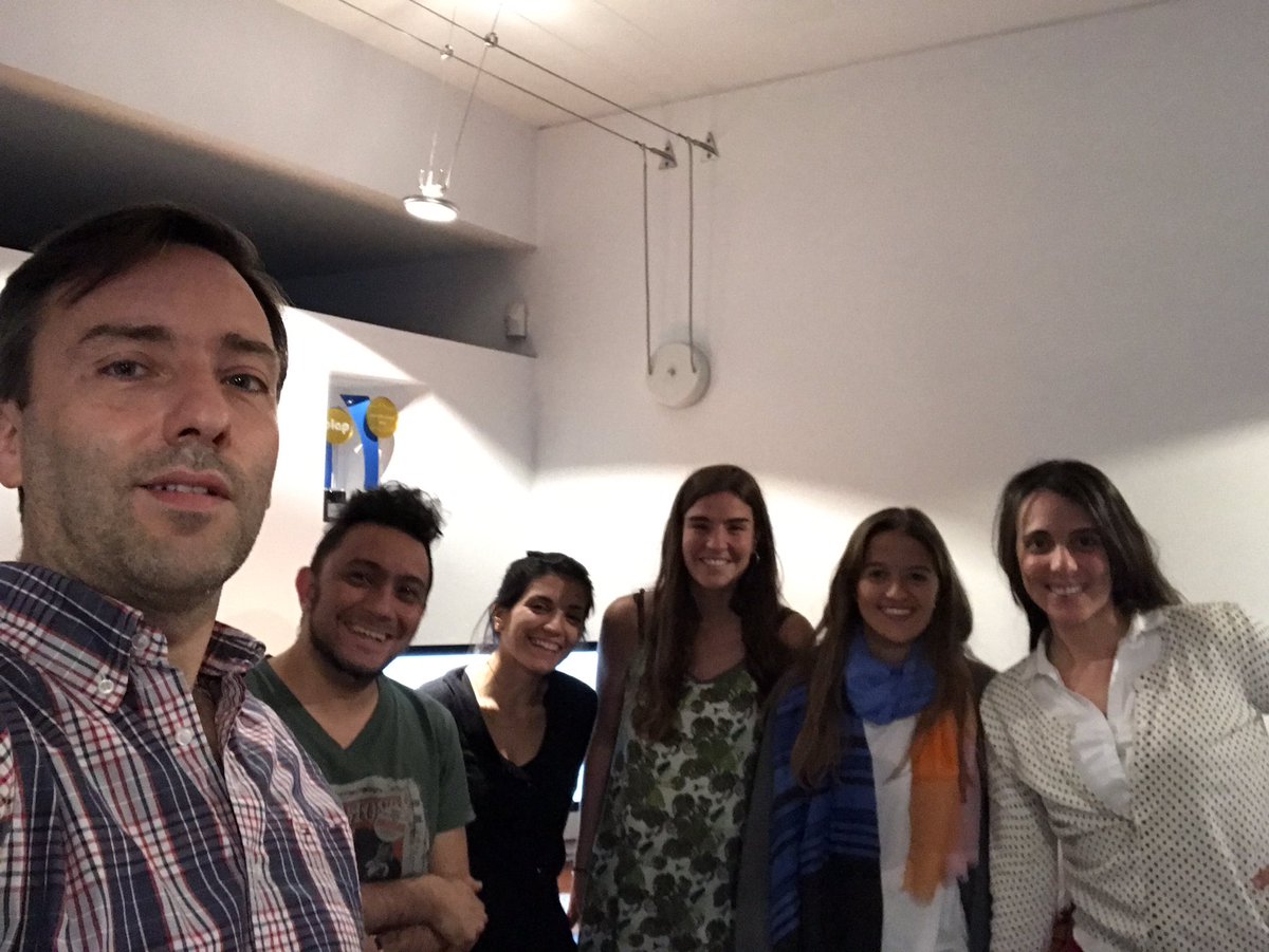 argency_'s tweet photo. Cierre de la #MasterclassCCA Idea & Concepto por Martín Mercado. https://t.co/RrHg3Q1wn6