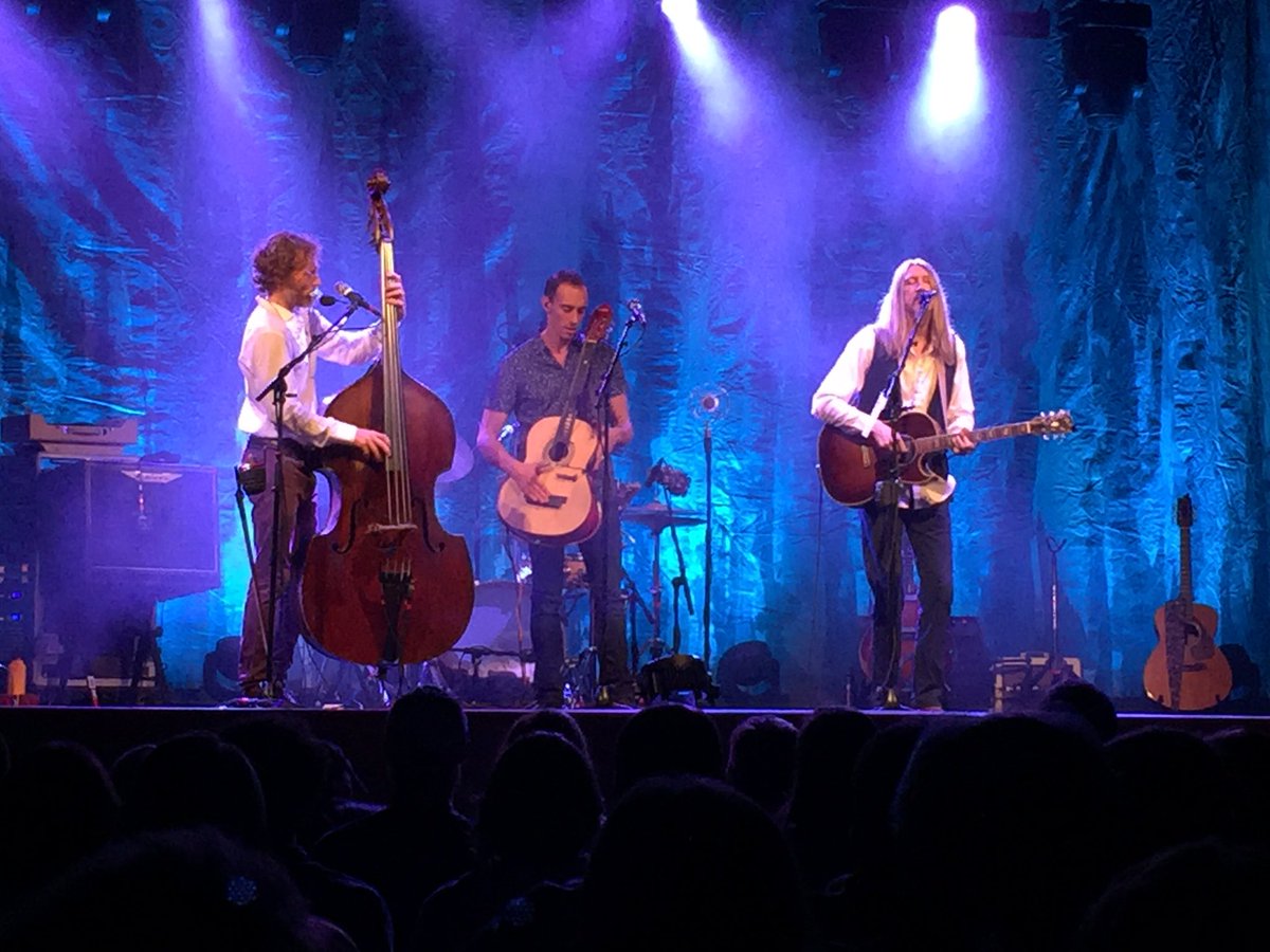 Collettos_Way's tweet photo. The Wood Brothers, Iron City Birmingham. Live show gets better every time. Also a B-Squared sighting! @bsbrown1218 https://t.co/yMBAyTB7l2