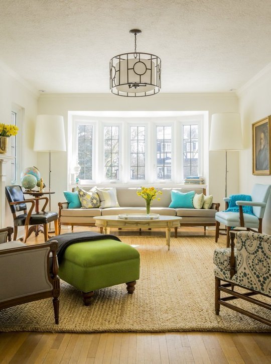 HomeDecorQueen's tweet photo. These mistakes are common, don't do these things when designing your living room https://t.co/gPC5CUKGyP #decor https://t.co/uCDeo2uGWE