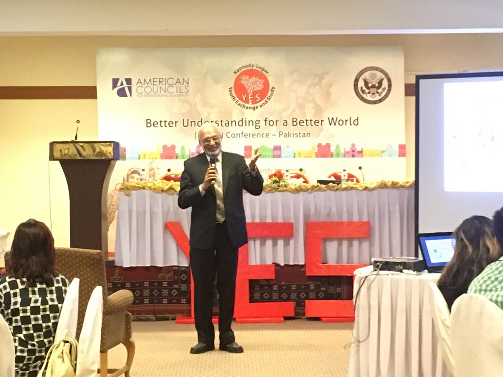 MAnasGadar's tweet photo. Our Guest Speaker Mr. Abbas Hussain with his Wise Words out there! 

#BUBWPakistan #YESAlumni https://t.co/vqnEFBaOjs