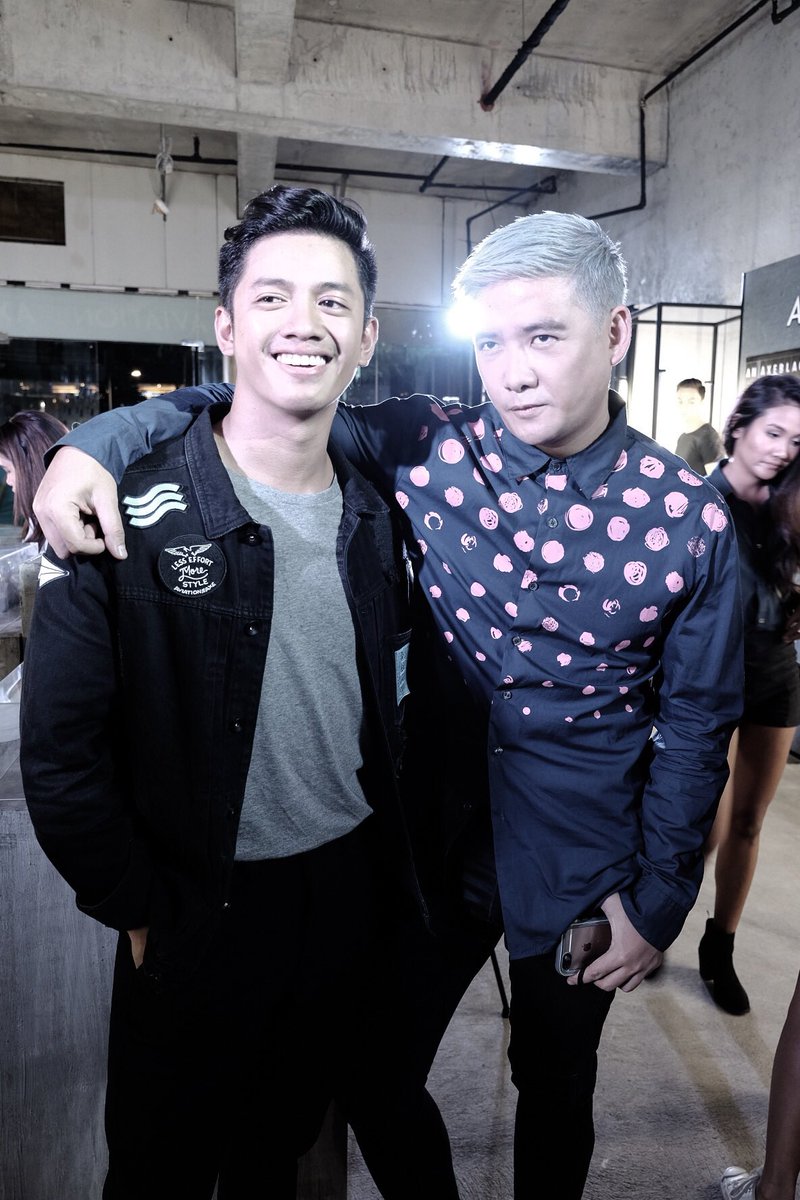 TheBonitoMan's tweet photo. #AxeBlackDavid // congrats, Dave! https://t.co/nBSk1rHP1X