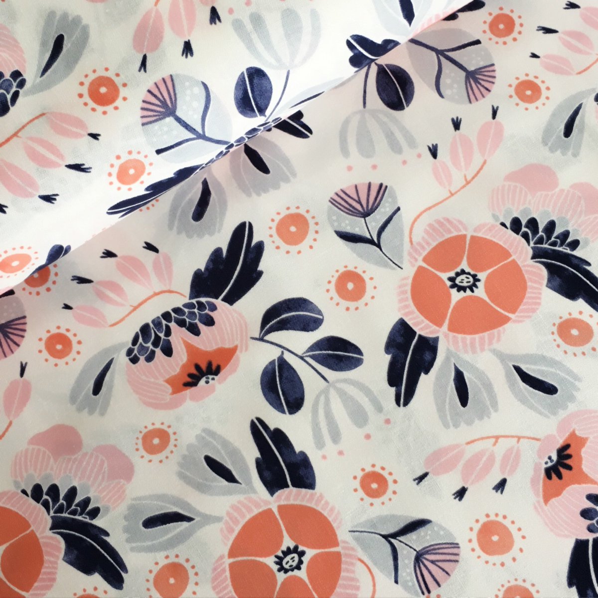 SpoolofThread's tweet photo. The long weekend means more time for sewing! We have lots of new fabric so come see us soon. #spoolofthread #mountpleasant #yvr #fabriclove https://t.co/78hnagI3yJ