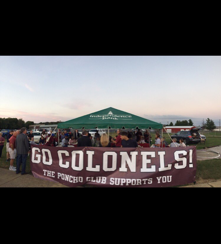 PonchoClubHC's tweet photo. We welcomed the 1976 Football Team - 1st yr of City/Co. merger - at our tailgate tonight! Thanks to @1776Bank for the use of their tent! https://t.co/1IGGHibNxZ