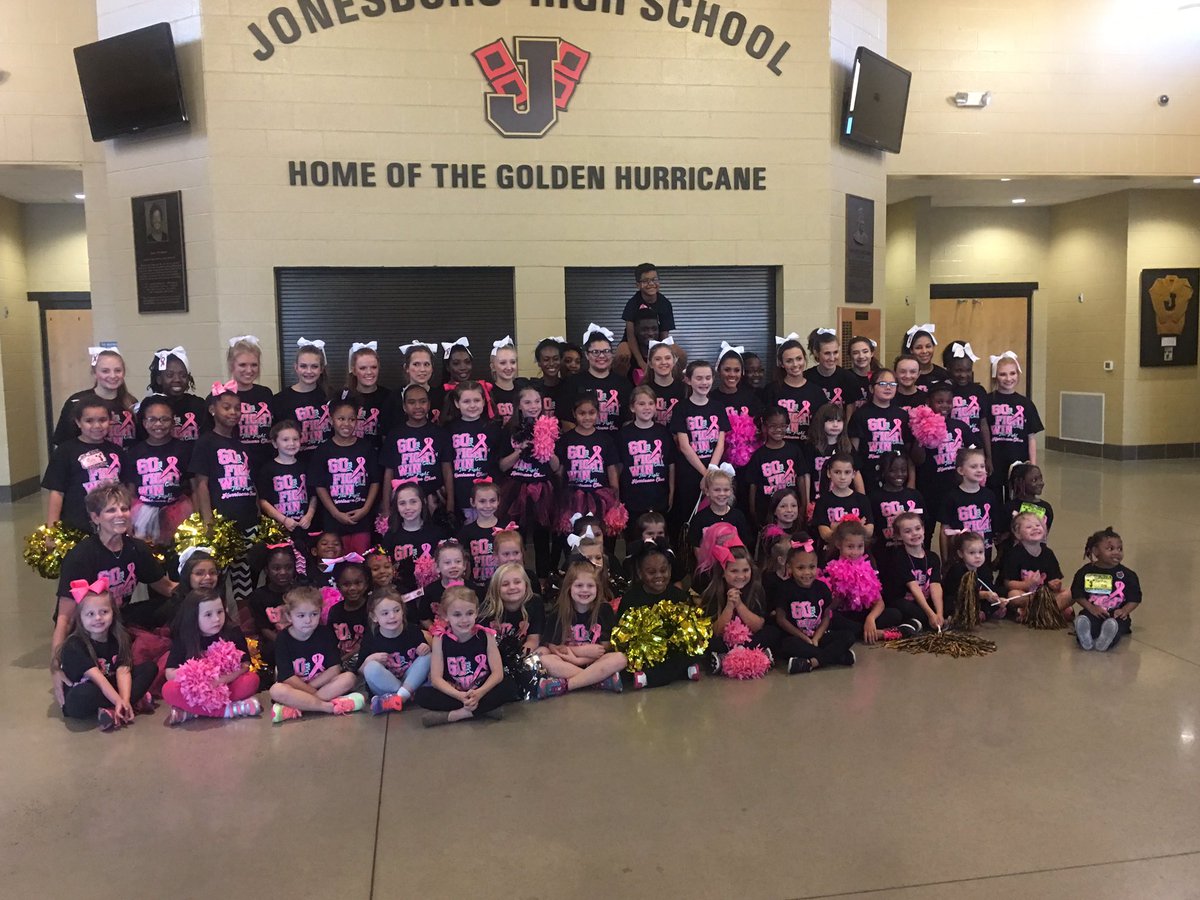 MarciLOliver's tweet photo. @JPSHurricane #CaneCheer #CaneOTR #PeeWeeCheer https://t.co/xZ0aofz6EC