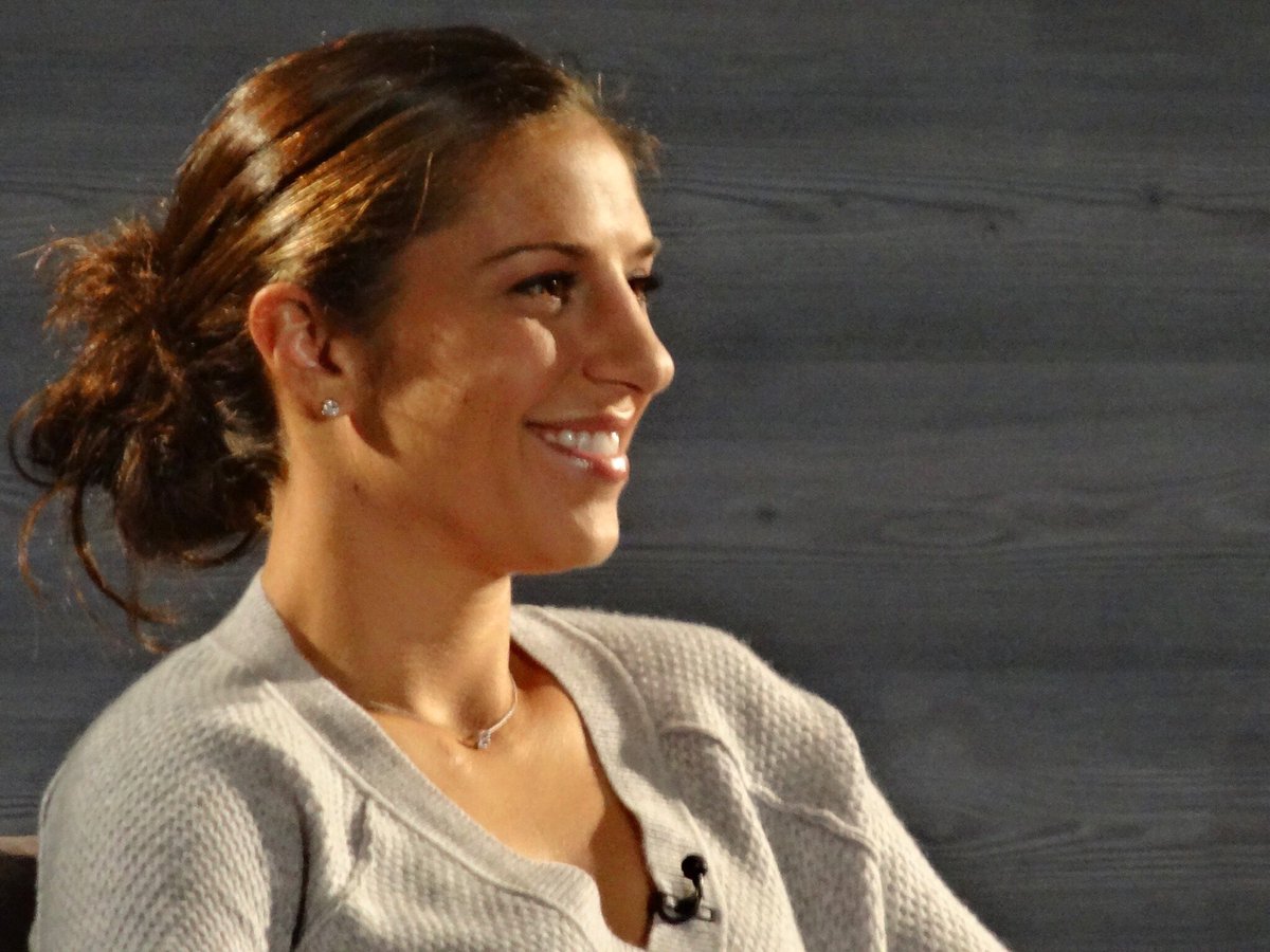 unlieshed's tweet image. Some pictures from the @microsoft event with @CarliLloyd of the @ussoccer_wnt today. #MicrosoftOutsidein #MicrosoftLife #USWNT #GoTeamUSA 🇺🇸