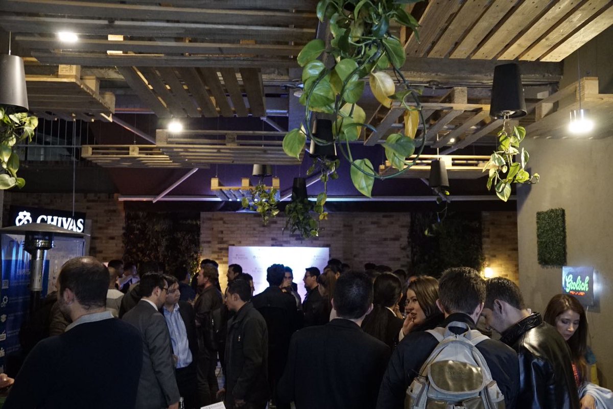 DrinkaboutBOG's tweet photo. La casa se está llenando en #workandgo en el evento de cierre #Colstartup2016 
¿Qué esperas para venir? https://t.co/zMGwTGZ9m4