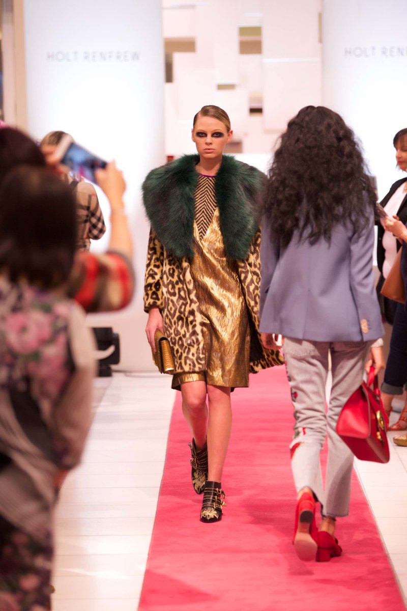 boomgoesthedrum's tweet photo. #EventInReview: The @HoltRenfrew private shopping night, supporting @C_Calgary's #LOOK2016! https://t.co/ykWiUrXoOk https://t.co/W9SI6n3o0o
