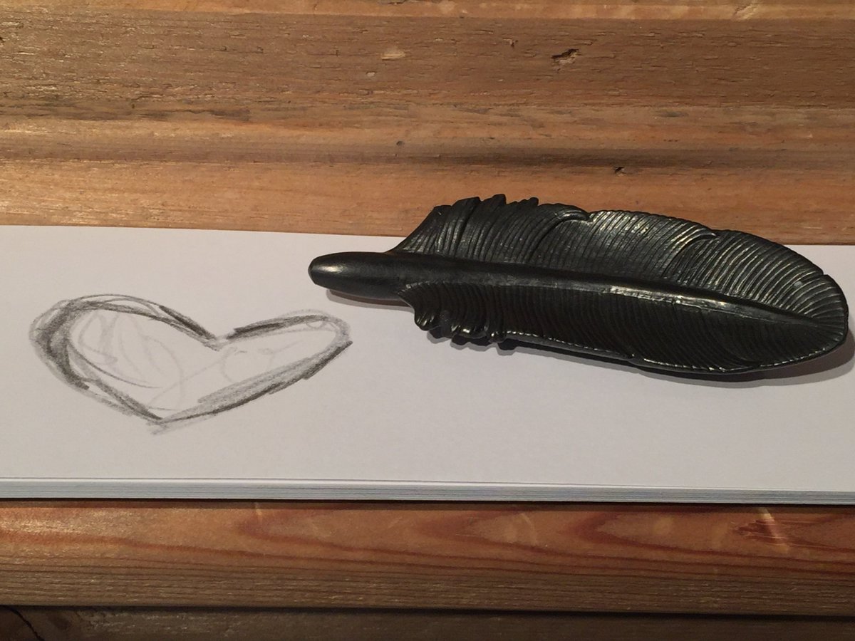 We love these graphite sculpture pencils by <a href="/BatleStudio/">Batle Studio</a>. Works of #art!