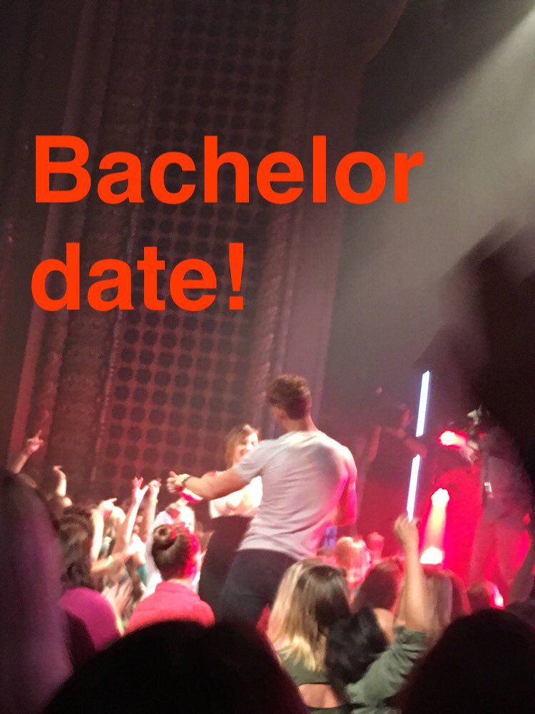 Topics tagged under bachelorabc on bachandbachettefans.net - Page 3 CuNgmVwXEAUVw89