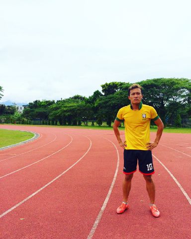 joging pagi dilapangan unes