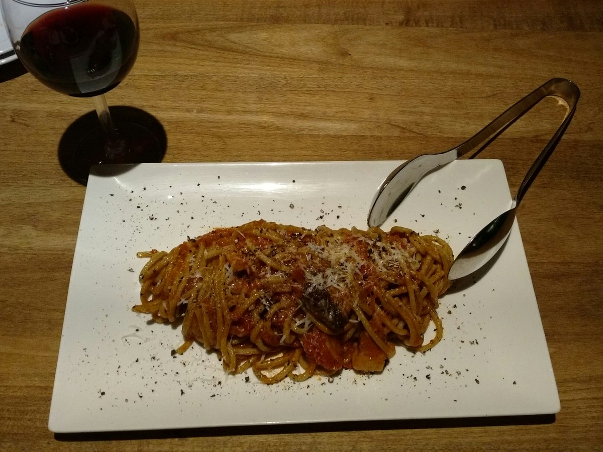 CDBasso's tweet photo. Kicking off @vanfoodster's #SpaghettiChallengeYVR with @NovoPizzeria's Pork jowl pasta! #Vancouver #YVR #Pasta #Spaghetti https://t.co/dzk6byZKHm