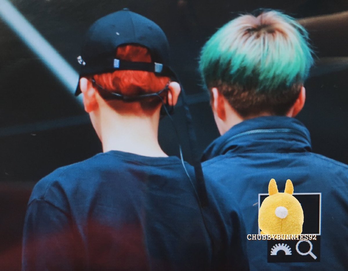 B506bhqx's tweet photo. แงแบคผมแดงเห็นชัดเจนแจ่มแจ้งมาก 😭💕 https://t.co/qYDzCs9ASH