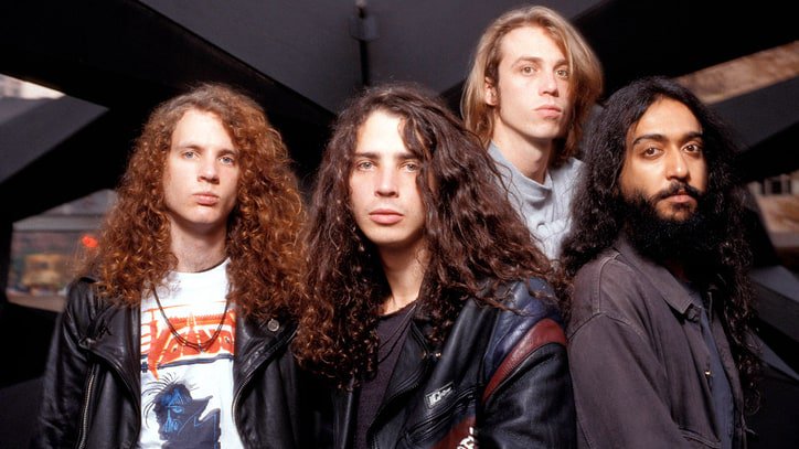 Hear Soundgarden's rare, alternate version of "Rusty Cage" rol.st/2dROMJp