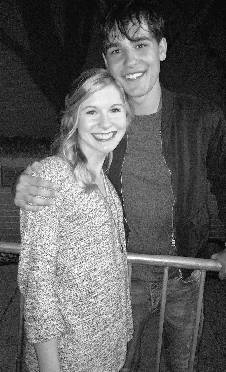 _ameliastanford's tweet photo. what a night:) I met Jacob Whitesides , saw Ben Rector. I don't think my night could have gotten any better! #BrandNewTour #BenRectorAtOC https://t.co/iEgi1Jdz3T