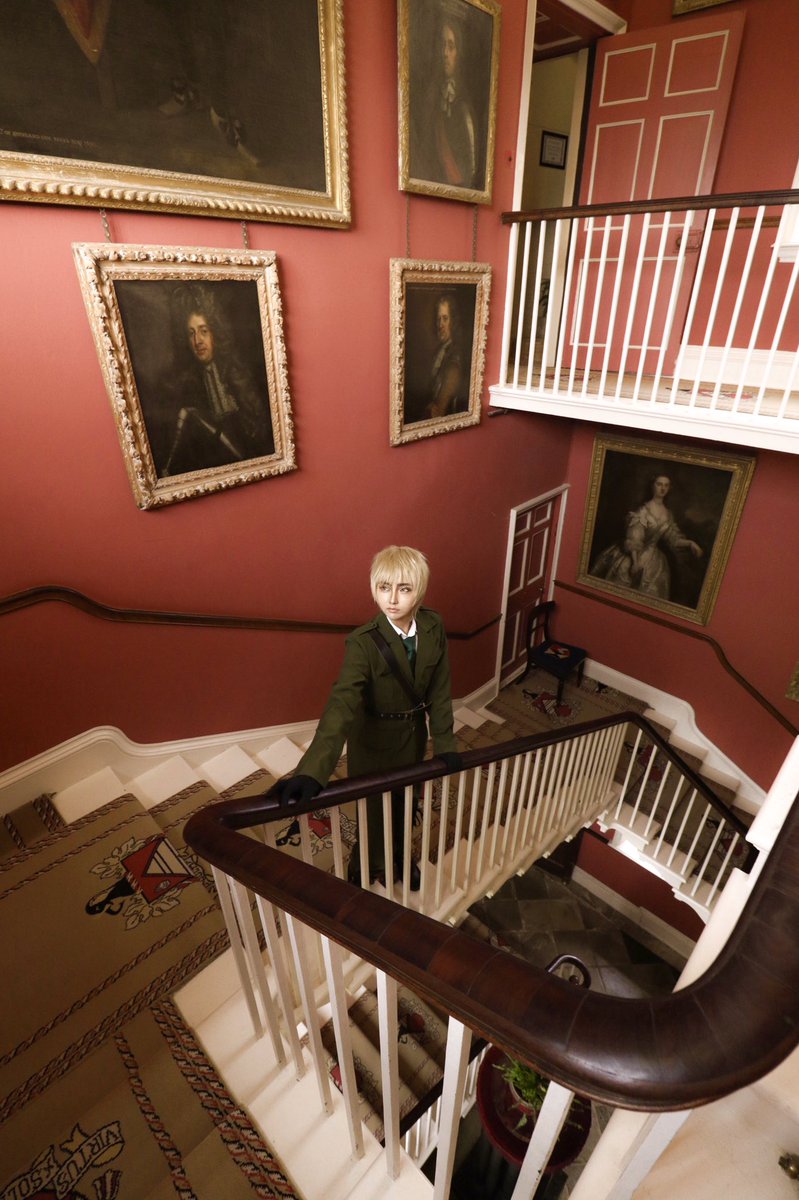 楪 على تويتر ロケーションやばくないですか イギリス某所にある本当のお城で撮影してきました 全部セットとかじゃなくて本物なんだよ ロケーションの暴力だった