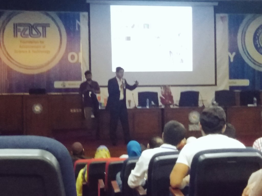 AsimTanwir's tweet image. Dr Usman Akram (NUST) Session
Machine Learning Concepts
#IEEEBigData #SochKuchBara