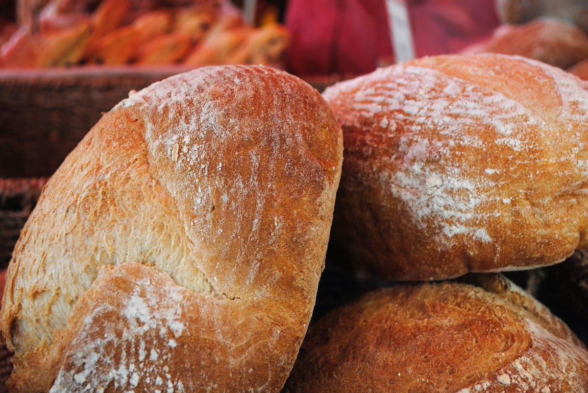 Fresh picked, fresh baked &amp; handmade! <a href="/GrowWA/">Growing Washington</a> <a href="/rainydaybees/">Rainy Day Bees</a> <a href="/FireflyKitchens/">Firefly Kitchens</a> <a href="/martinfamorch/">MartinFamilyOrchard</a> @snohomishbakery #FarmersMarket #ShorelineFM