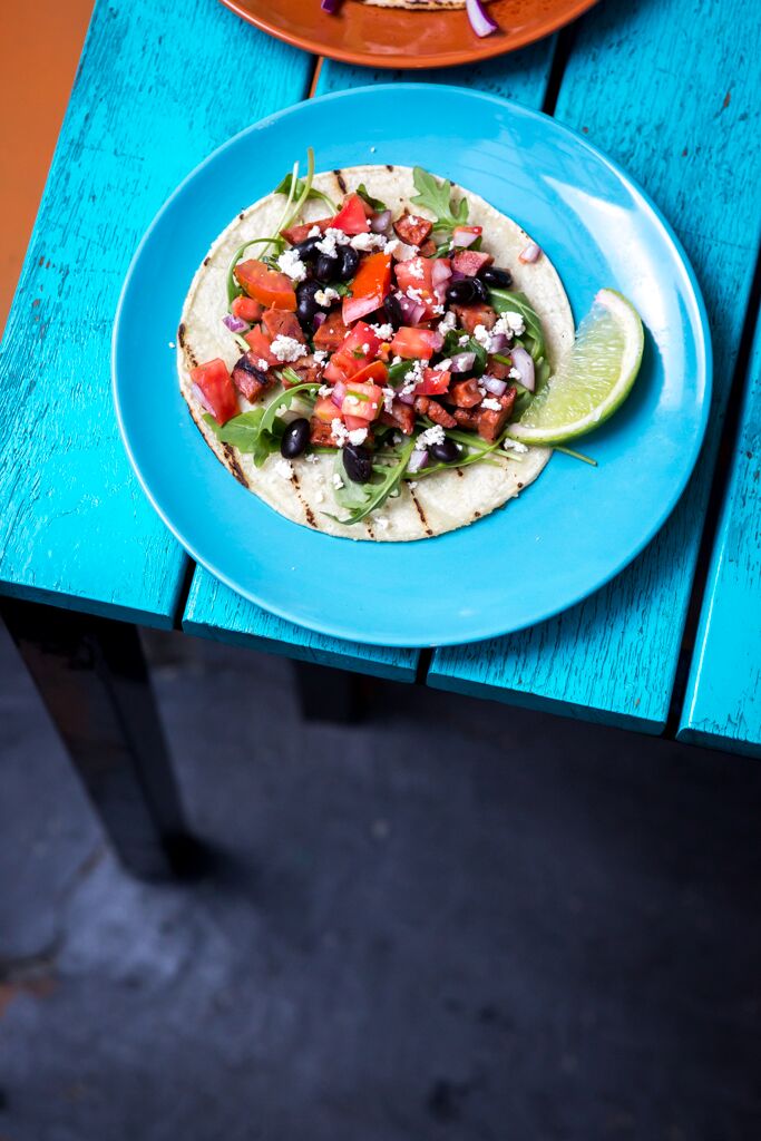 Jane___007's tweet photo. What a glorious day to enjoy some street #tacos in the #beergarden
#mexicanfood #dinner #chapelstreet #melbourne @Jalisco_Mexican https://t.co/c0lMPI5TGR