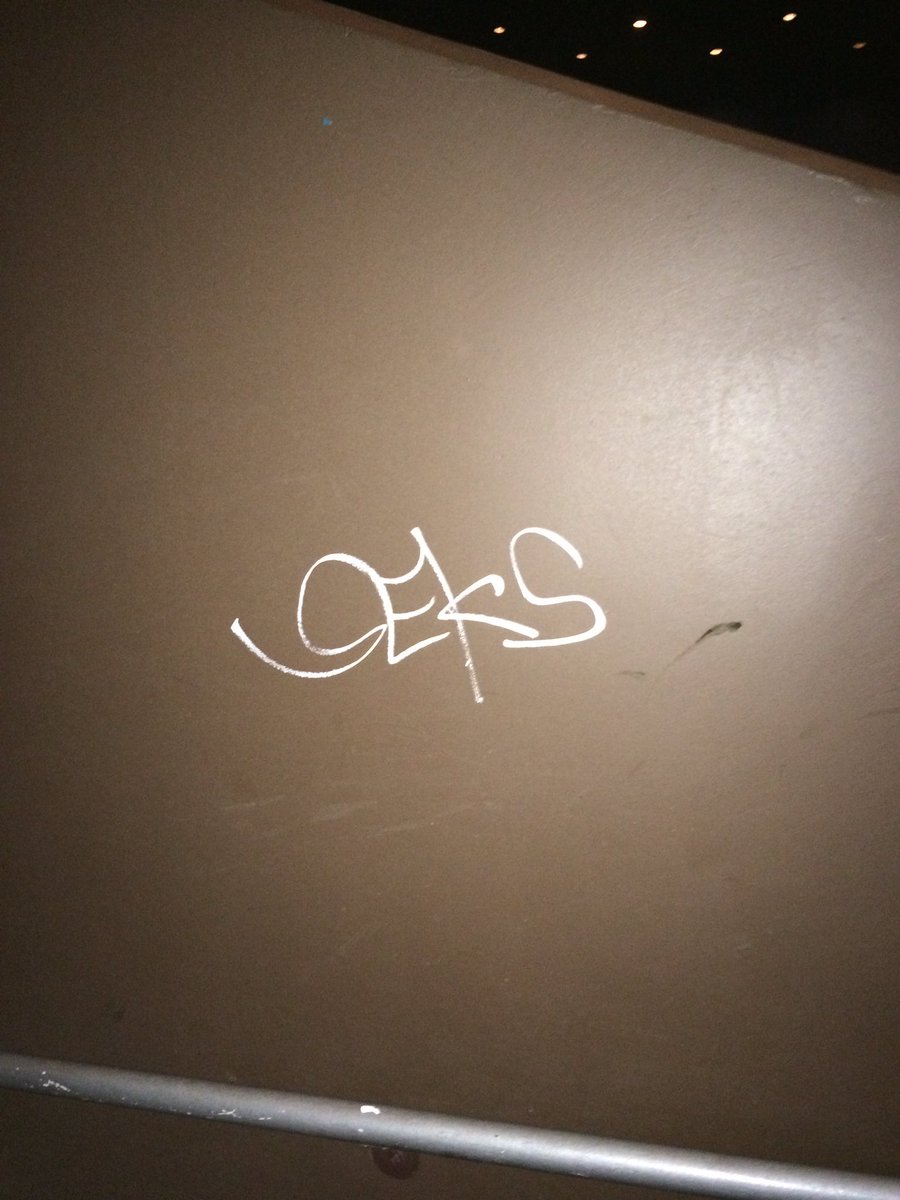 ExposedRegal's tweet photo. Gang Gang Gang Gang 🔫⚰💦 https://t.co/1XHoaImtrE