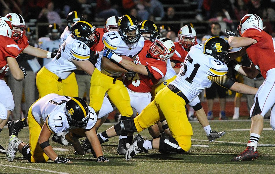 Rams roll past Cardinals; area prep football roundup. bit.ly/2dYYpad