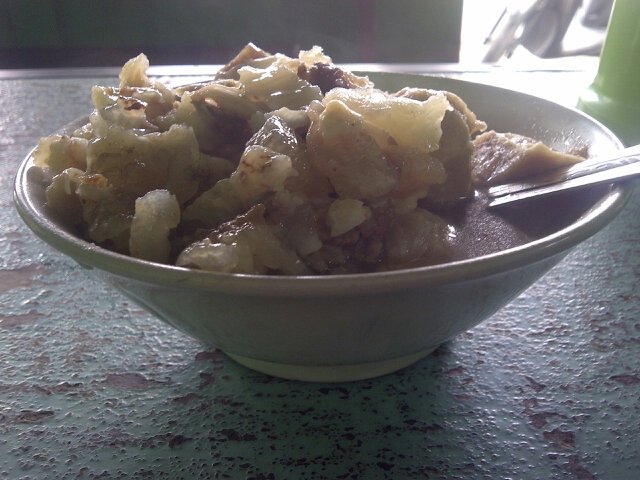 fuadpasha's tweet photo. @wongcilik_15 klo laper ini yak kirim fotone ae hahahahah https://t.co/4rPgCFc5SL