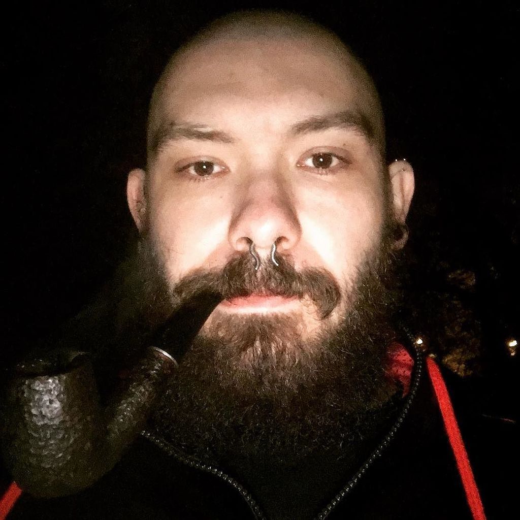 tom__of__poland's tweet photo. #leatherthomi #pipegay #beard #pipe #beardedselfie #pipesmoker #shavedhead #gay #beardandp… https://t.co/pszHoCfsdK https://t.co/Hizha6dGIc