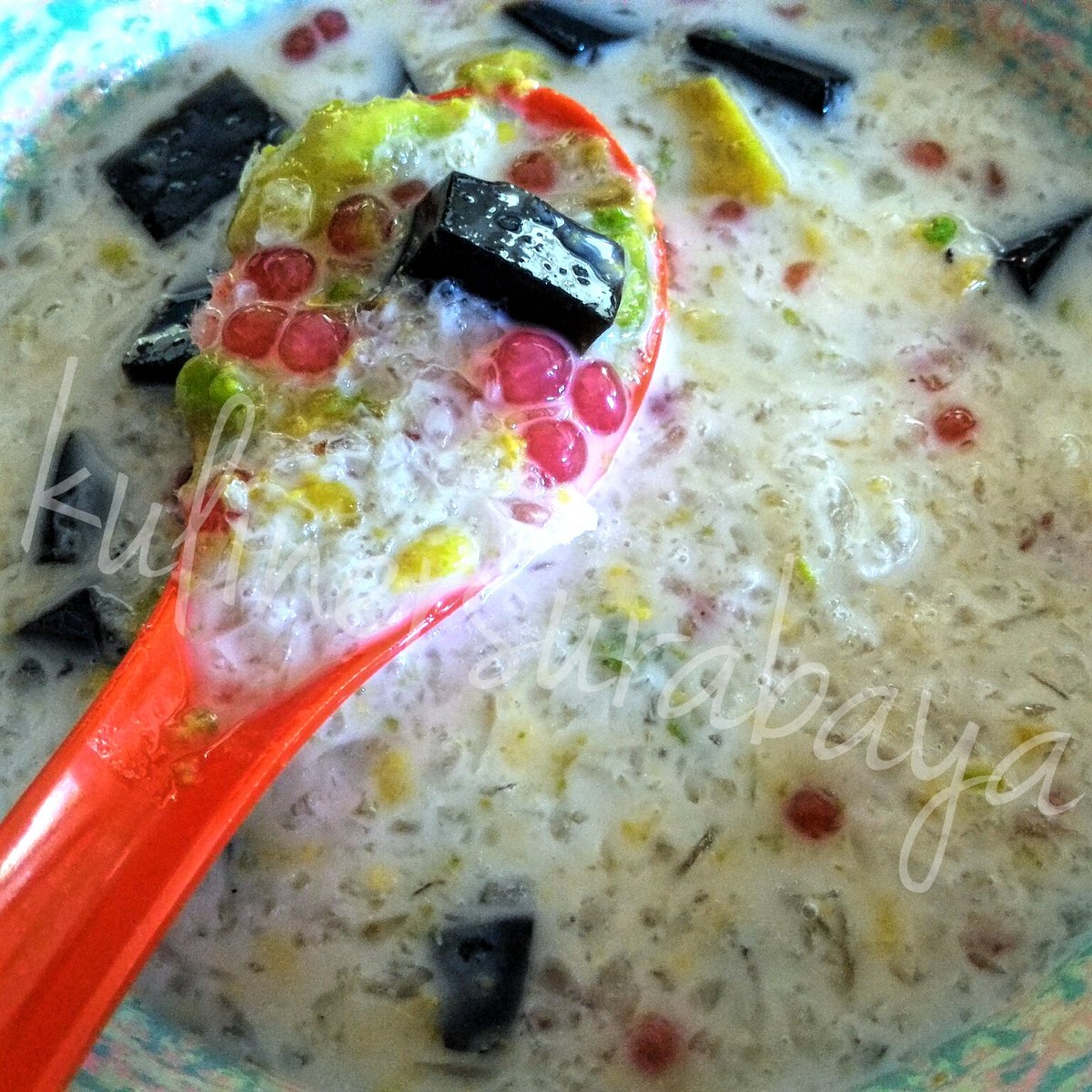 kulinersurabaya tweet picture