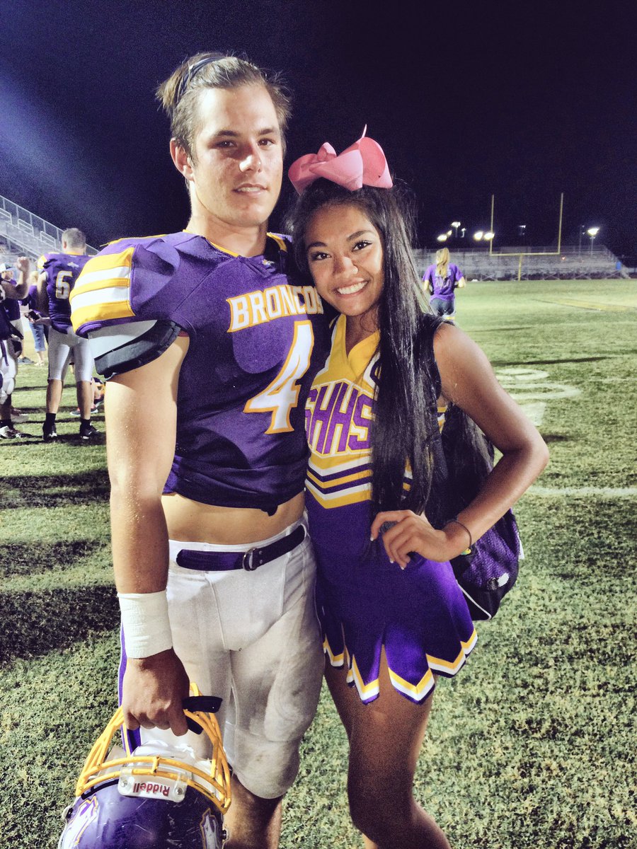 monirithy1's tweet photo. Cause we got that winππ #hcgame @maceya2 https://t.co/KH6ToJOfov