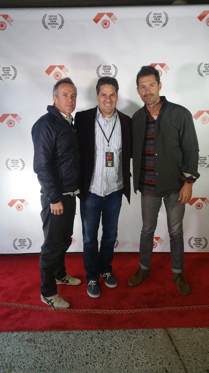 MediaIncMag's tweet photo. Opening night @OrcasFilmFest #OIFF #IndieFilm @FilminWA #Jeanmarcvallee #BryanSipe #DemolitionMovie https://t.co/rw3xUrNx6B