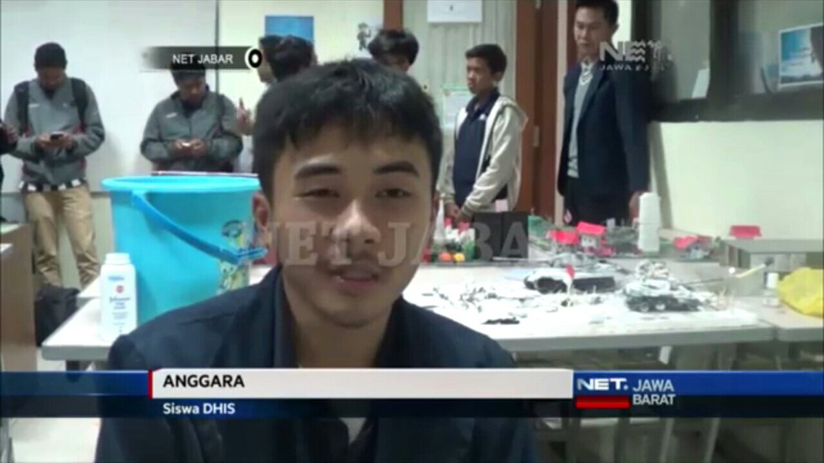 dhischool's tweet photo. news coverage about militery mockup from NET TV https://t.co/63k2WR7vJc
