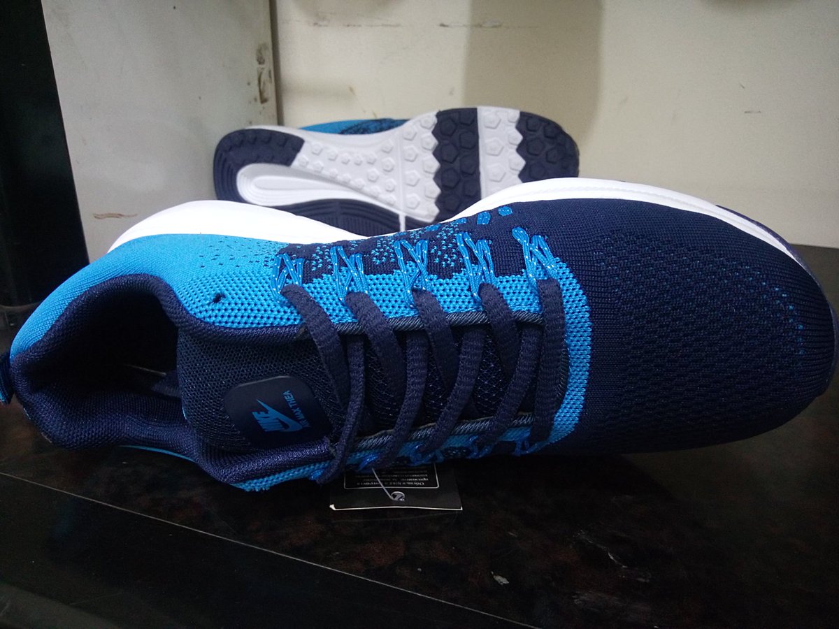 giaynamsaigon's tweet photo. 👉👉 Giày thể thao Nike 
Size: 39 - 44
Giá: 420
📞 #Hotline: 0943.453.275 (zalo - viber) 
https://t.co/MGr5d97byl https://t.co/Jnv275kZvq