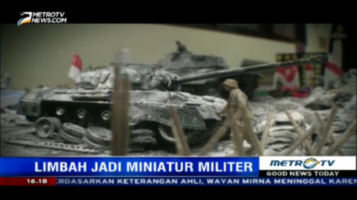 dhischool's tweet photo. news coverage from @Metro_TV about our militery mockup https://t.co/EPelcSS25u