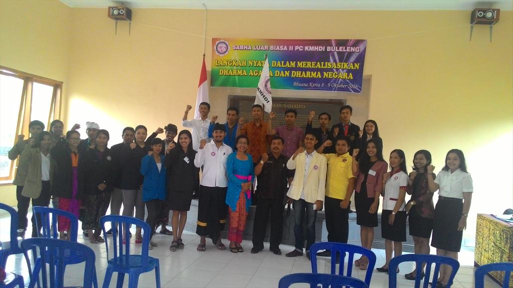 bagawatra's tweet photo. Berikan sambutan di sabha luar biasa PC KMHDI Buleleng# https://t.co/KusOu4zilA
