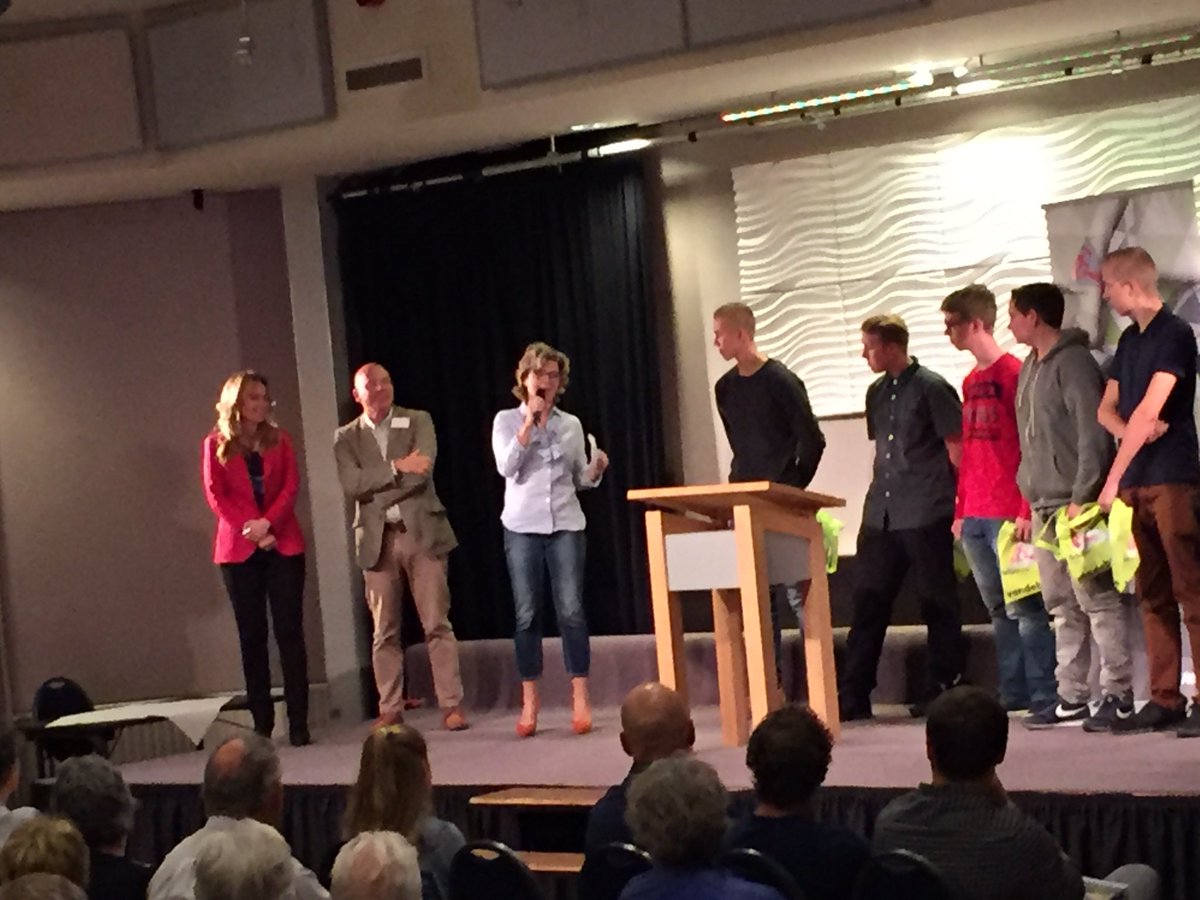 #Klimaatcollege van <a href="/helgavanleur/">Helga van Leur ☀</a> @Deltawind1 geweldige opkomst en avond!!