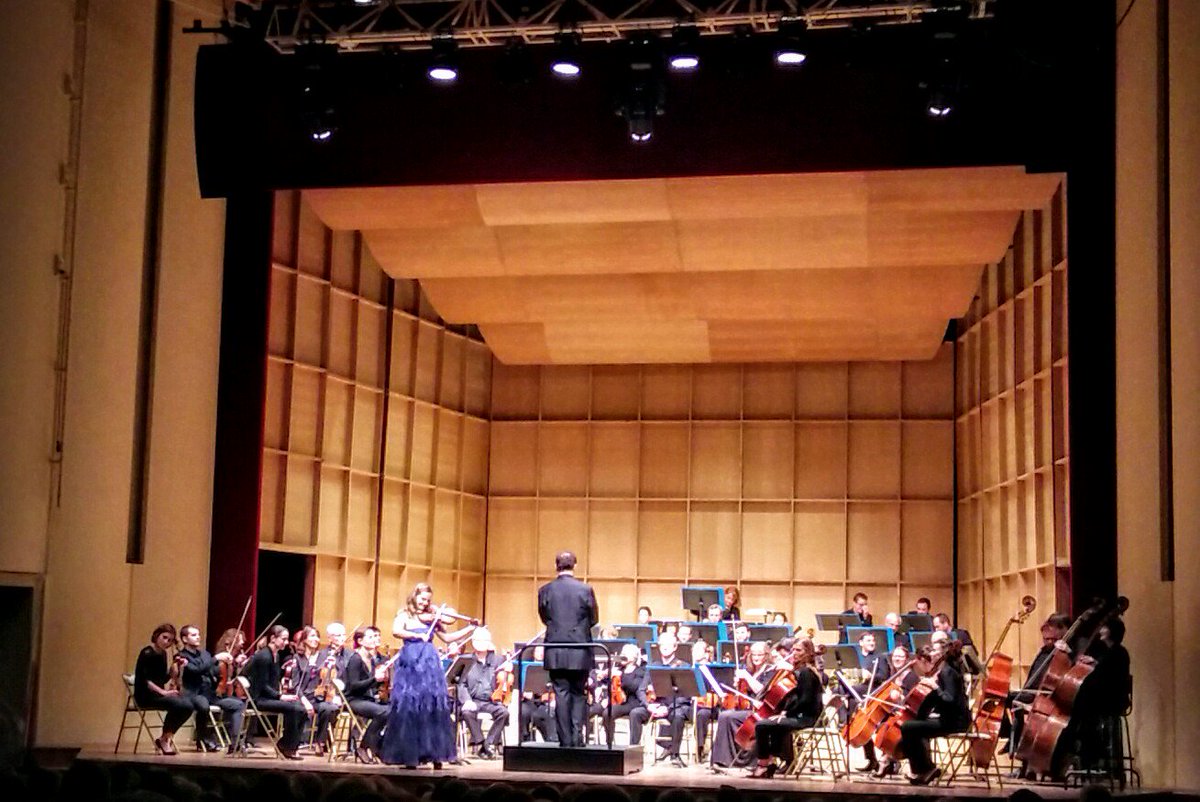 Solenne Païdassi (@sopaidassi) on Twitter photo Hier soir en pleine action avec <a href="/OPasdeloup/">Orchestre Pasdeloup</a> au théâtre <a href="/villepoissy/">Ville de Poissy</a> avec Jean-François Verdier. Merci @galatea_music pour la photo! ^_^ Hier soir en pleine action avec <a href="/OPasdeloup/">Orchestre Pasdeloup</a> au théâtre <a href="/villepoissy/">Ville de Poissy</a> avec Jean-François Verdier. Merci @galatea_music pour la photo! ^_^