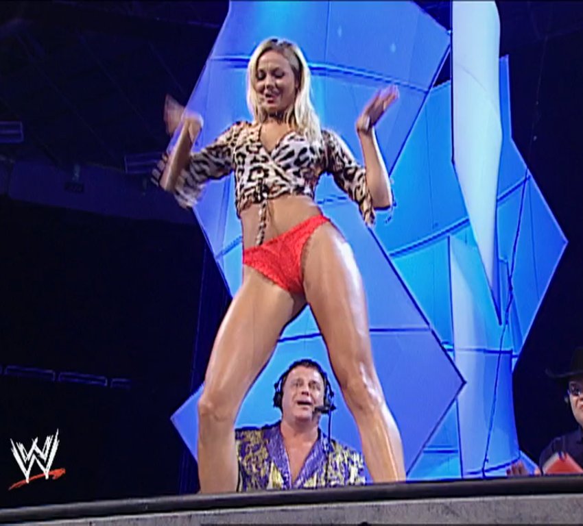 throwbackdivas's tweet photo. .@StacyKeibler Raw 2002 1/3 #WWF #WWE #WWEDIVAS https://t.co/OznE3jMPVF