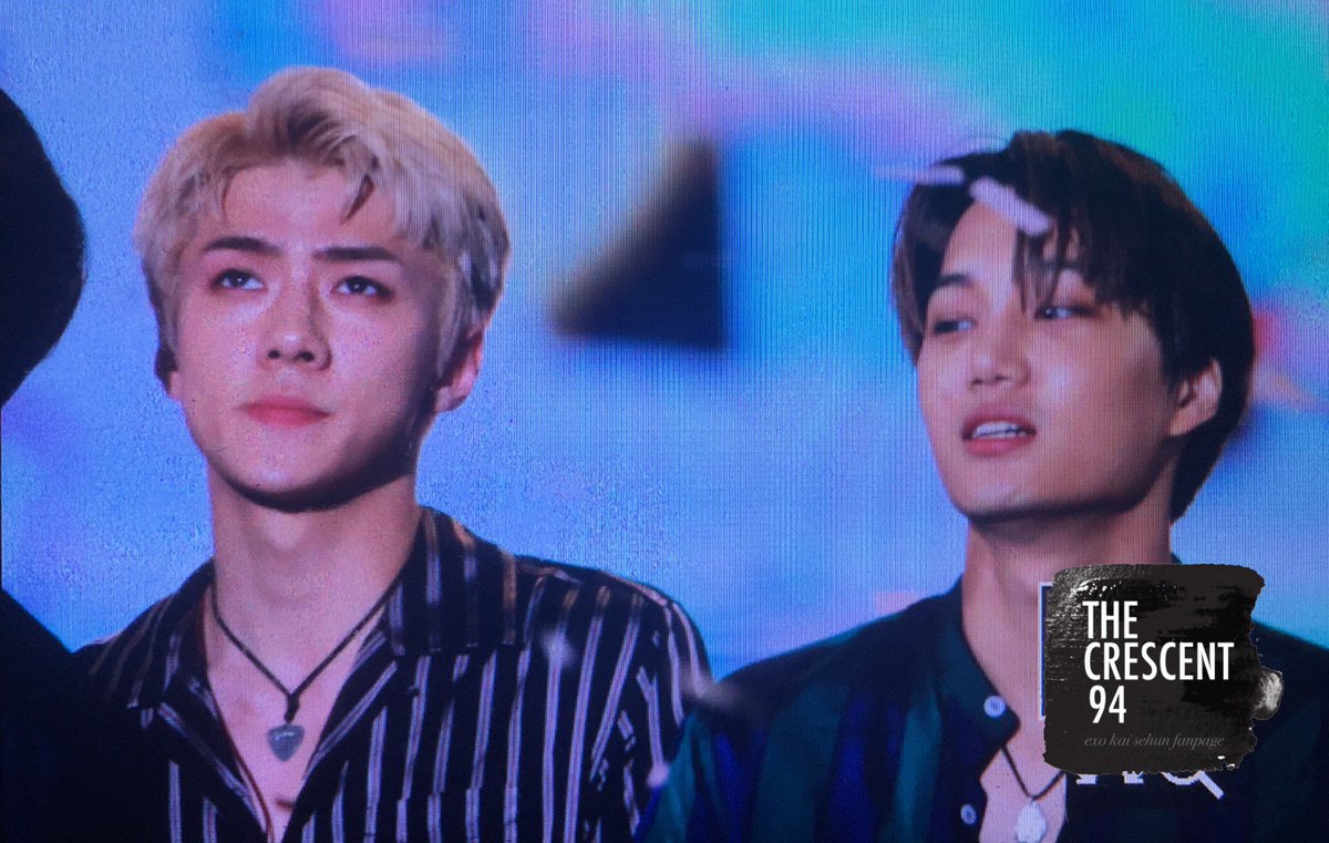 161008 DMC페스티벌 오늘도 너무 수고했어 종인아 세훈아 최고야 ❤🙆❤ #카이 #종인 #kai #jongin #세훈 #sehun #구사즈