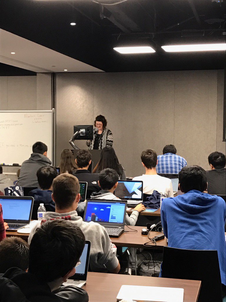 MrDerekPiper's tweet photo. Keynote speaker @BobbieC at #HackNEHS high school hackathon https://t.co/biz23y3c0r