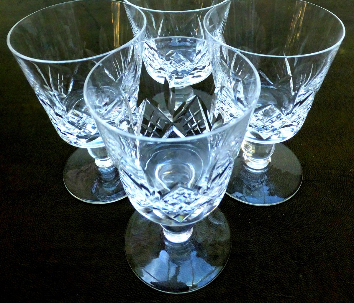 AntiqueVintage2's tweet photo. Heavy Crystal Wine Glasses Stuart England #crystal #stuartcrystal #giftideas 
https://t.co/TmomAEZSpN https://t.co/X461UBSTKS
