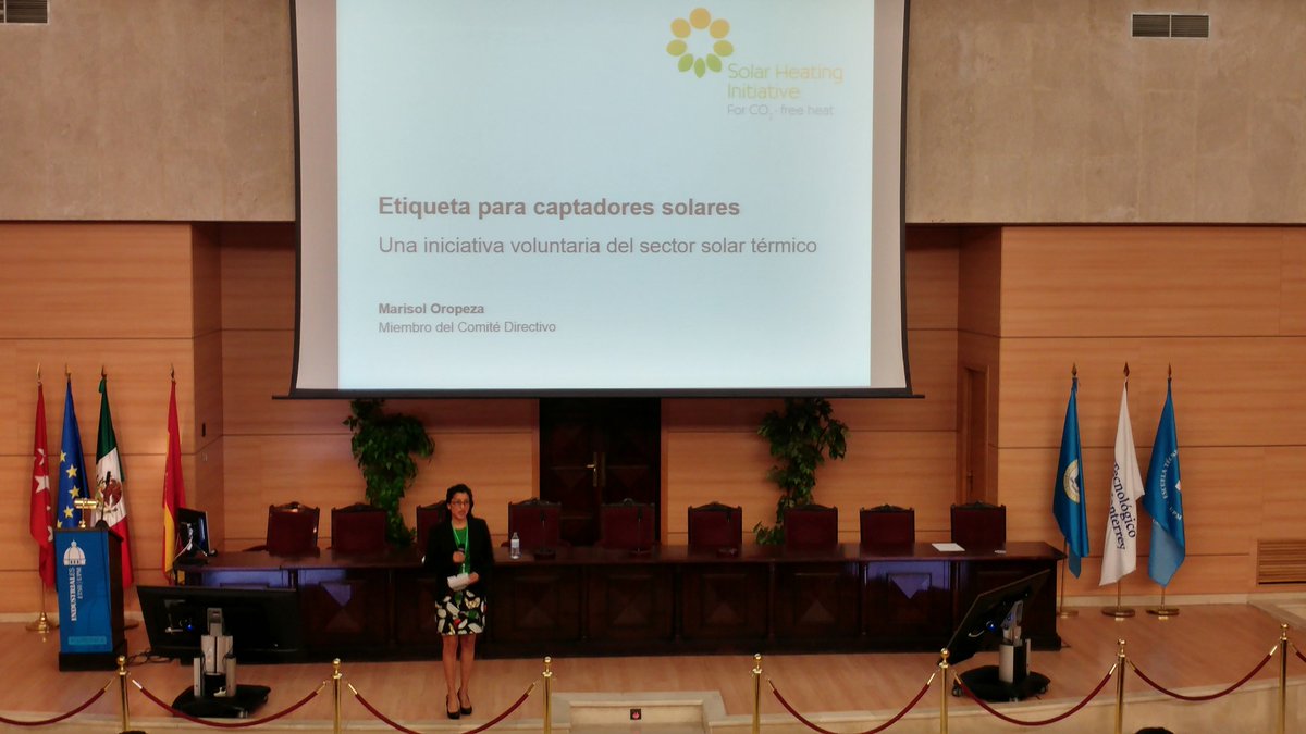 EncuentroEXATEC's tweet photo. Energía Verde, expone Marisol Oropeza, miembro del Comité Directivo de Solar Heating Initiative #EncuentroEXATEC #ThinkGreenEXATEC https://t.co/aKNhIngrYz