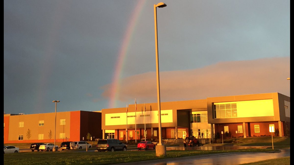 BWHS_Wolverines's tweet photo. It's a great day to be a Wolverine!! https://t.co/9833IWy9EZ