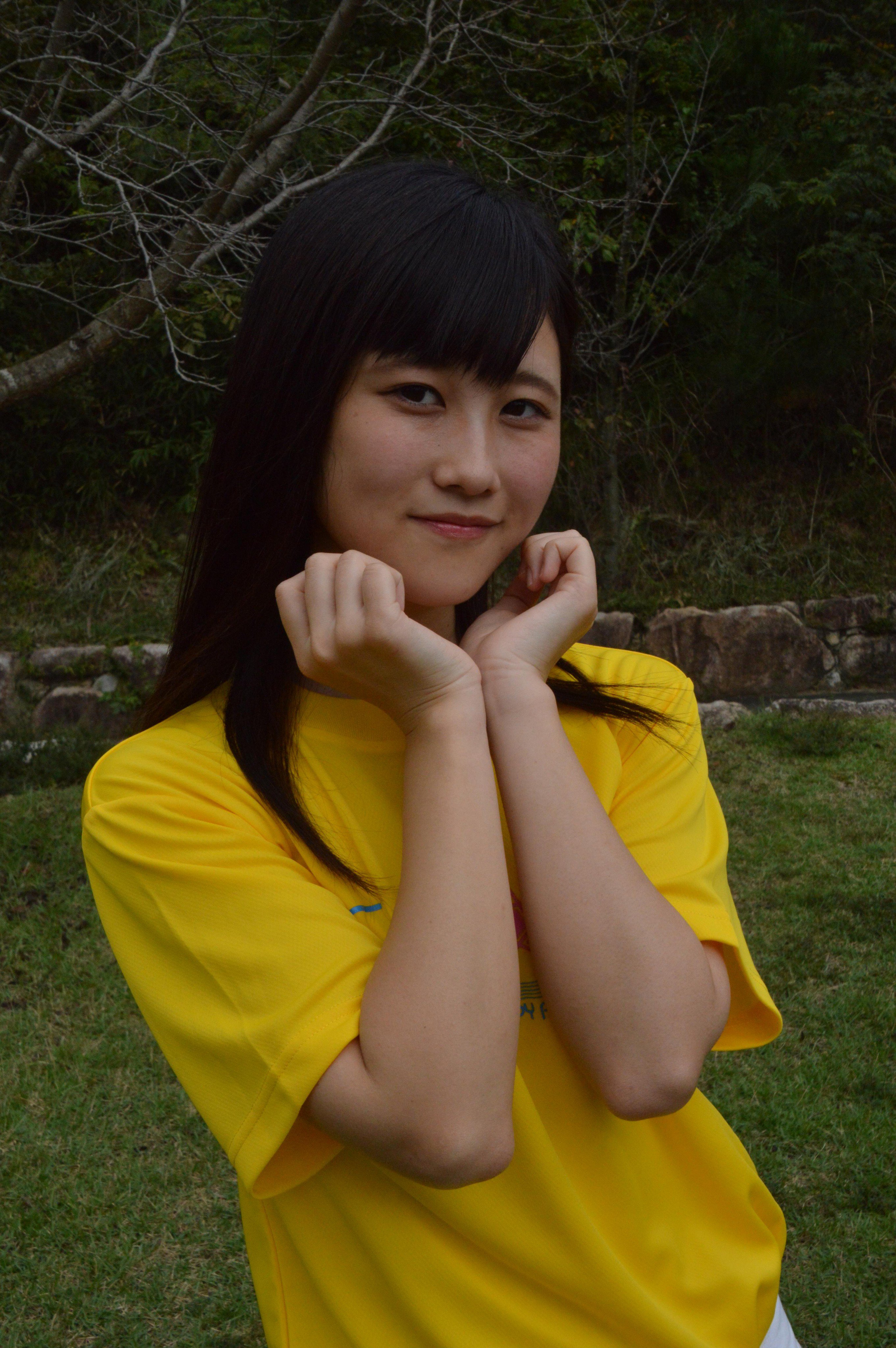 たかぴょん Twitterissa 星川愛美 ほしかわまなみ ちゃん Sha In ドイツの森 10 8 いたずらっぽく笑う小悪魔的なかわいさのある天使か 笑うと目が細くなってかわいい
