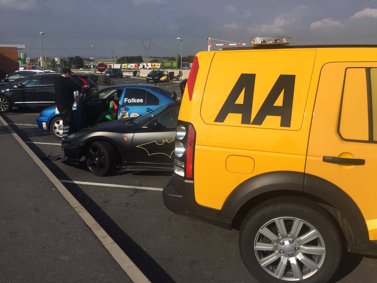 believebecca's tweet photo. It's all gone a bit Pete Tong. Luckily the AA are on the case. #B4B16 https://t.co/vPzuIGYbE5