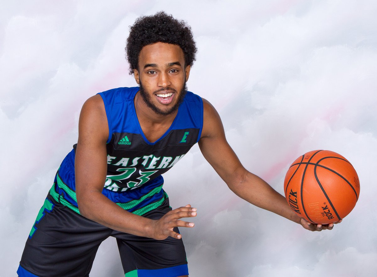 EFSCMensBB's tweet photo. 5'11 Fr PG @Ahmed_2_Sick 
One of the best 2018 PG's in the country. Skilled and tough. High IQ PG who can score. https://t.co/7R9MGOBUyD