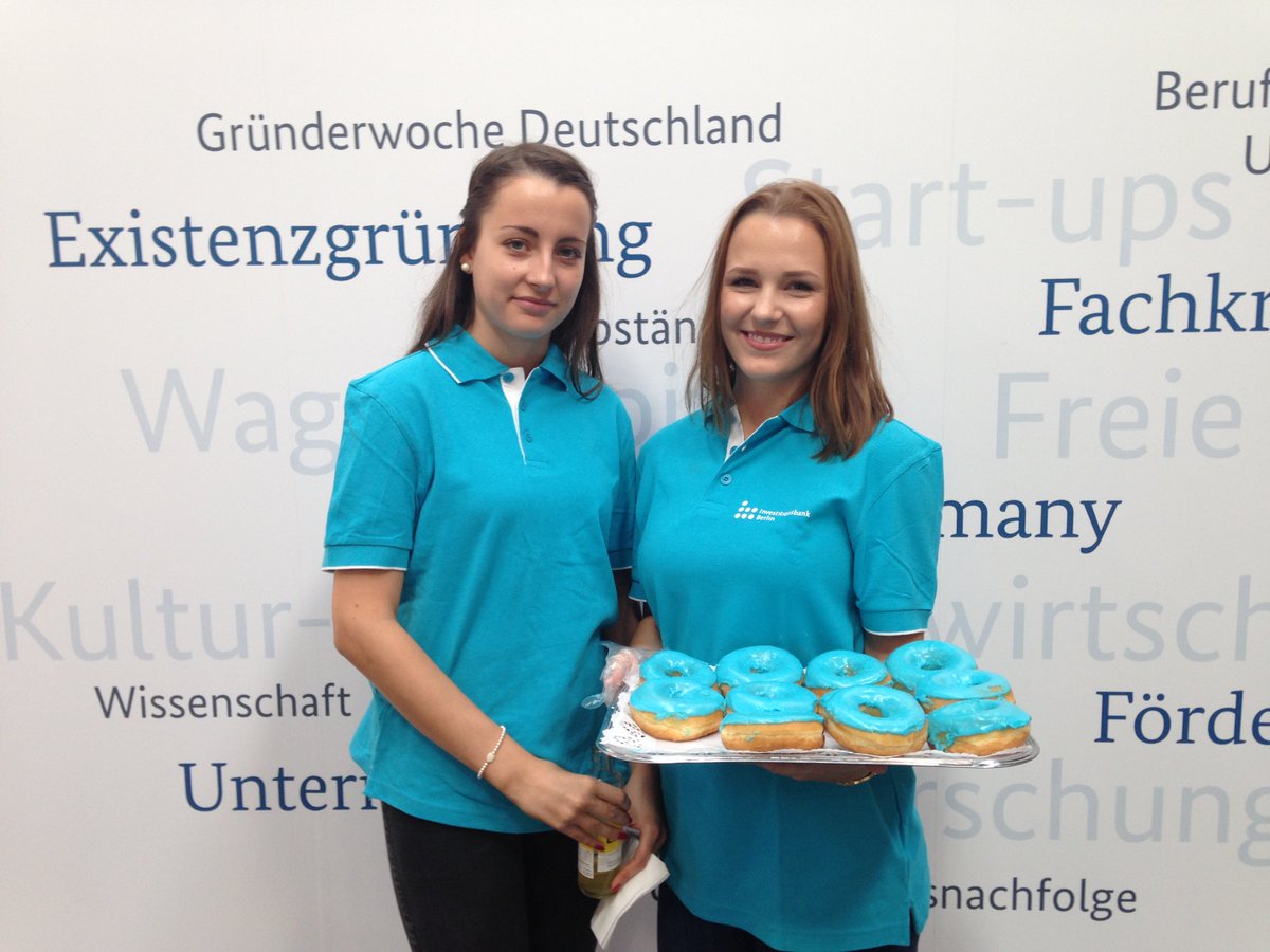 deGUT's tweet photo. Yummy! Wir finden, süße Sünden müssen auf der #deGUT2016 einfach erlaubt sein. 😉🍩 https://t.co/oYS05ZGp9g